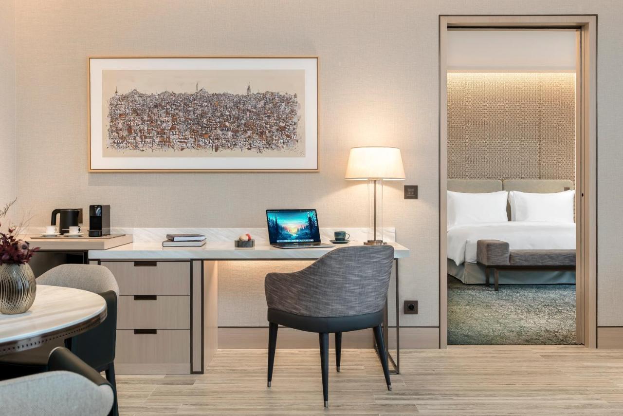 Address Istanbul Hotell Exteriör bild A suite at the hotel