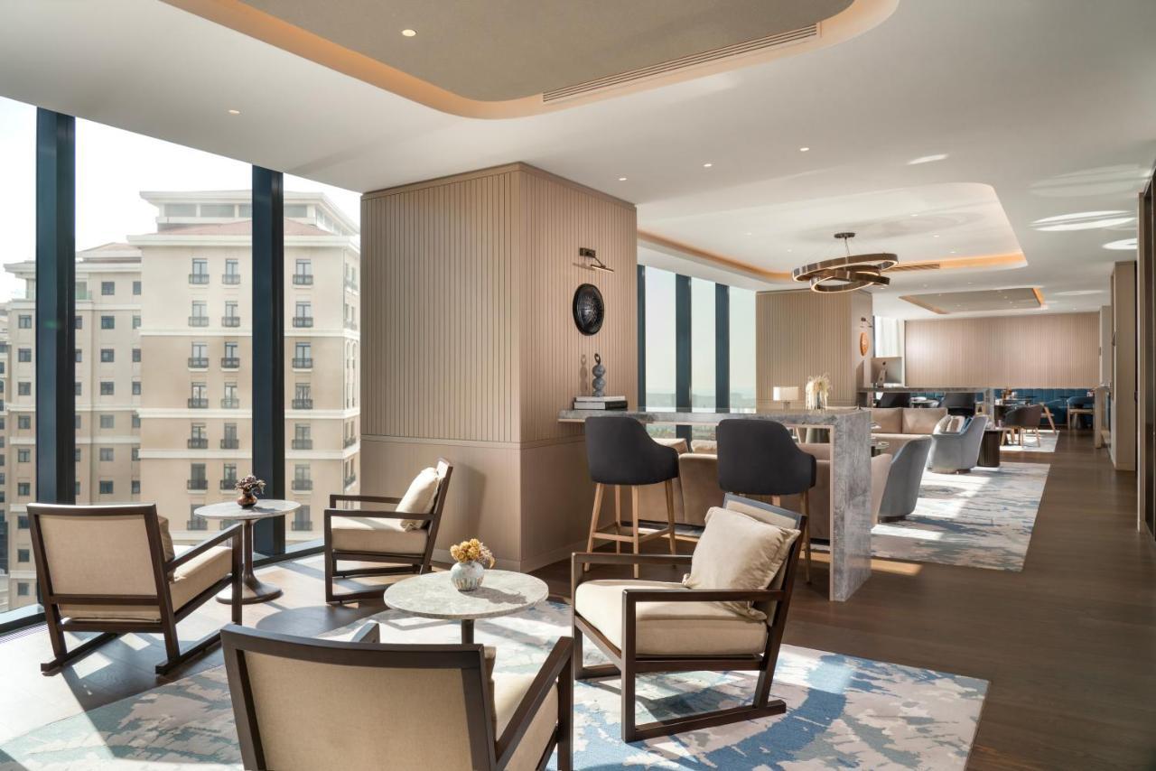 Address Istanbul Hotell Exteriör bild Club Lounge at the Westin Nanjing